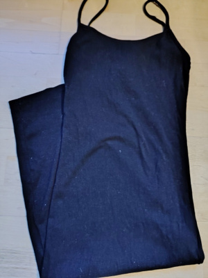 Pitkä mekko 38