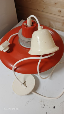 Retro punainen kattovalaisin