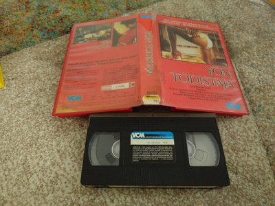 yön todistaja vhs