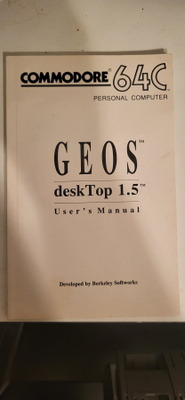 Commodore 64C Personal Computer GEOS DeskTop 1.5