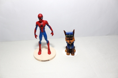 - SPIDERMAN ja RYHMÄ HAU KAKKUKORISTEET -
