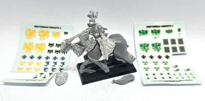 WHFB - Bretonnia Grail Knight Musician [G184]