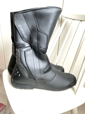 Dainese Tempest D-WP ajosaappaat musta EU 49/US 14,5/UK 13,5