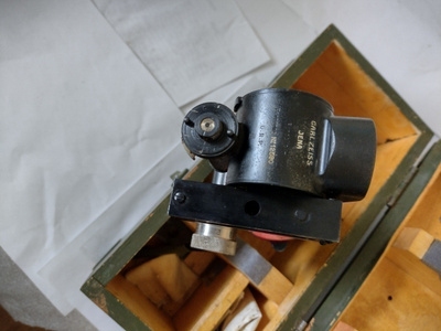 Kiertopoikkeama tähtäin Saksalaisen tykin 10,5 cm leFH-18