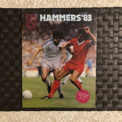West Ham. Kausijulkaisu 1983.