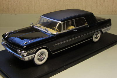 Zil 111D cabriolet -72 1:24 ALE!
