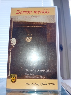 VHS ZORRON MERKKI  1920 ( SIS POSTIKULU  )