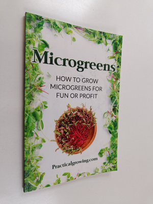 Nick Jones : Microgreens - How to Grow Microgreens for Fu...