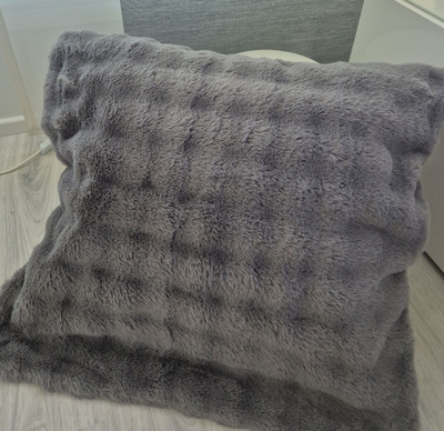 Harmaa turkis Koristetyynynpäällinen