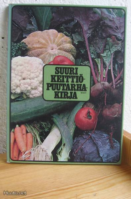Peter Seabrook: Suuri keittiöpuutarhakirja, Wsoy-78. 119 s.