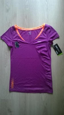 Uusi Reebok urheilutoppi, S