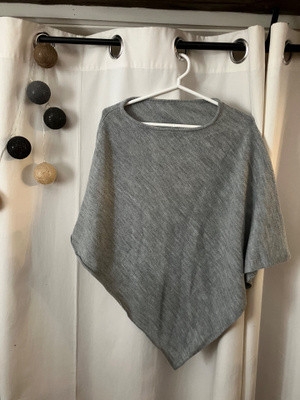 Glitter poncho/ Bonzo