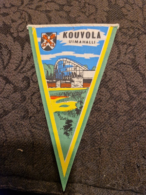 Kouvola uimahalli vintage pieni matkailuviiri