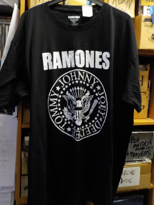 RAMONES UUSI T-PAITA KOKO 5XL