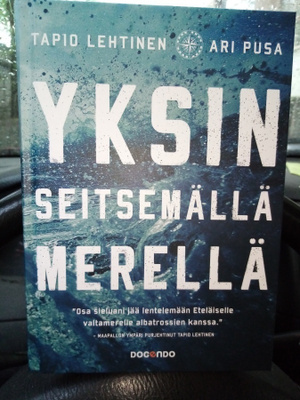 LEHTINEN -  PUSA : YKSIN SEITSEMÄLLÄ MERELLÄ ( SIS POSTIKULU