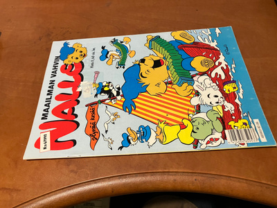 MAAILMAN VAHVIN NALLE 6/1992