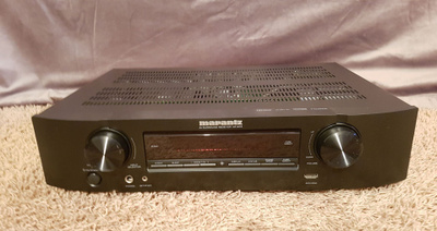 Marantz NR1403 -AV-vastaanotin