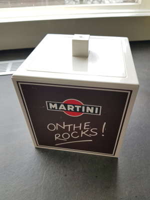 Martini on the rocks Ice Bucket / kannellinen Jääpala-astia