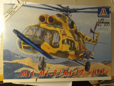 MiL Mi-8 pienoismalli 1/72 helikopteri