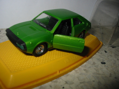 Pilen 70-luku Seat 128 coupe near mint