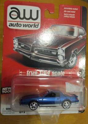 Chevrolet Camaro Z28 Coupe 2D Blue 1984 Auto World 1:64