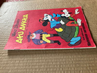 AKU ANKKA 15/1973 HYVÄ