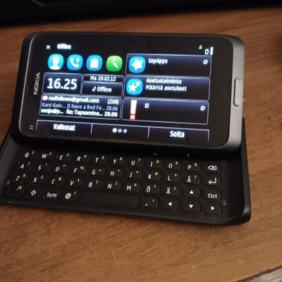 Nokia  e7-00