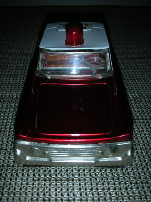 vanha peltiauto fire chief