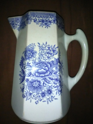 Vanha Arabia FASAANI maitokannu 20 cm
