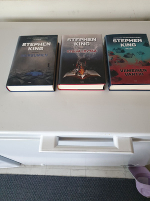 Stephen King: Mersumies-trilogia 1-3 osat; 1.p