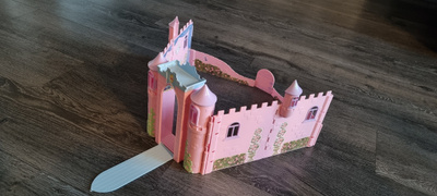 Linna Barbie Mini Kingdom