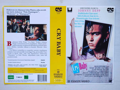 VHS Cry Baby –kansipaperi