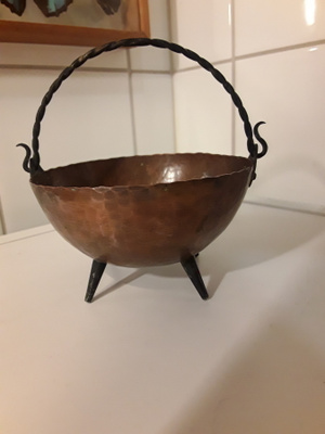 Taidetakomo - A . Hakkarainen. Finland