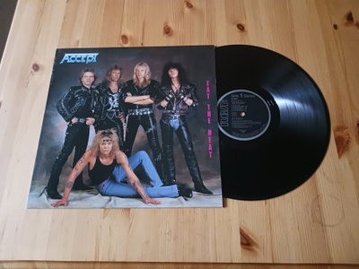 Accept – Eat The Heat lp orig 1989 Heavy Metal upea kunto!!