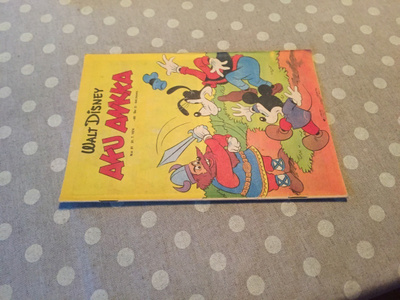 AKU ANKKA 31/1974 HYVÄ
