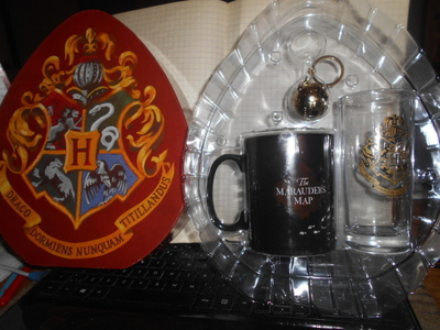 Harry Potterin lahjalaatikko.