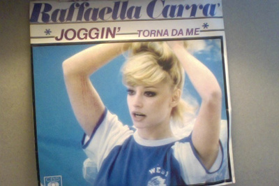 RAFFAELLA  CARRÄ  ::  JOKKIN'  ::  VINYYLI  7"    1979  !