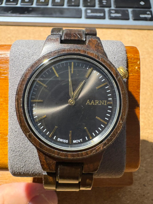 Aarni puinen rannekello (Swiss Movement, Ebony wood)
