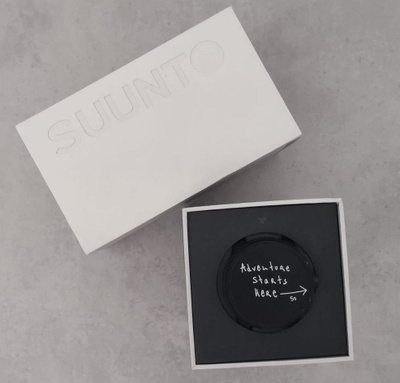 Suunto Race All Black -premium-urheilukello
