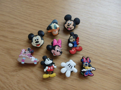 DISNEY kenkäkoru, kenkäkorupaketti: MIKKI, AKU, MINNI: Setti