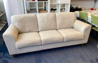 Beige sohva