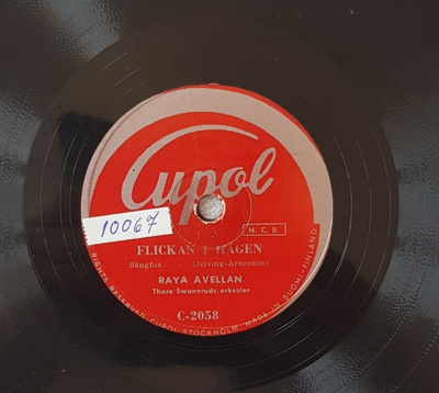 Savikiekko 1952 Raya Avellan (Harmony Sisters) Cupol C-2058