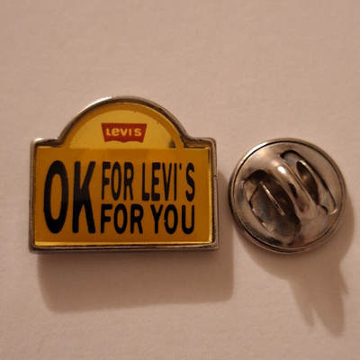 LEVI'S PINSSI