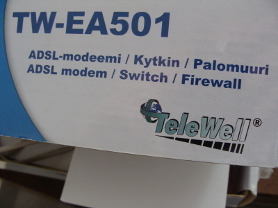 TW-EA501  Kytkin / adsl / palomuuri
