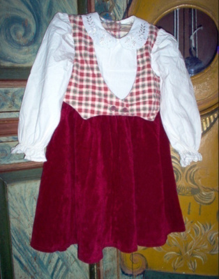 Kaunis juhlamekko
