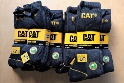 9 paria CAT-sukkia