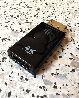 DisplayPort uros - HDMI naaras 4K Adapteri Sovitin
