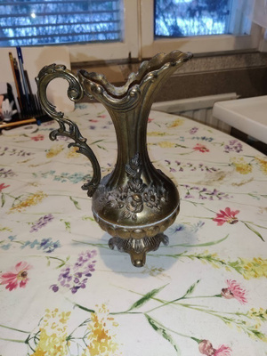 vanha italian kannu/maljakko