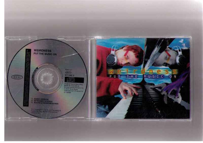 CDS Weirdness-Put the music on