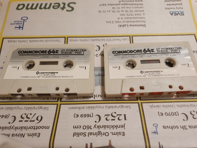 Commodore 64 Introduction to basic kasetit 1 ja 2